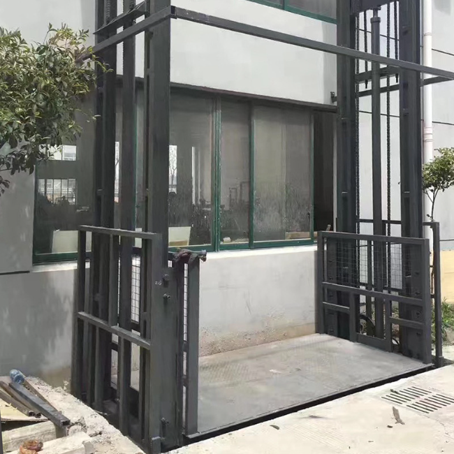 王下乡5吨室外升降货梯